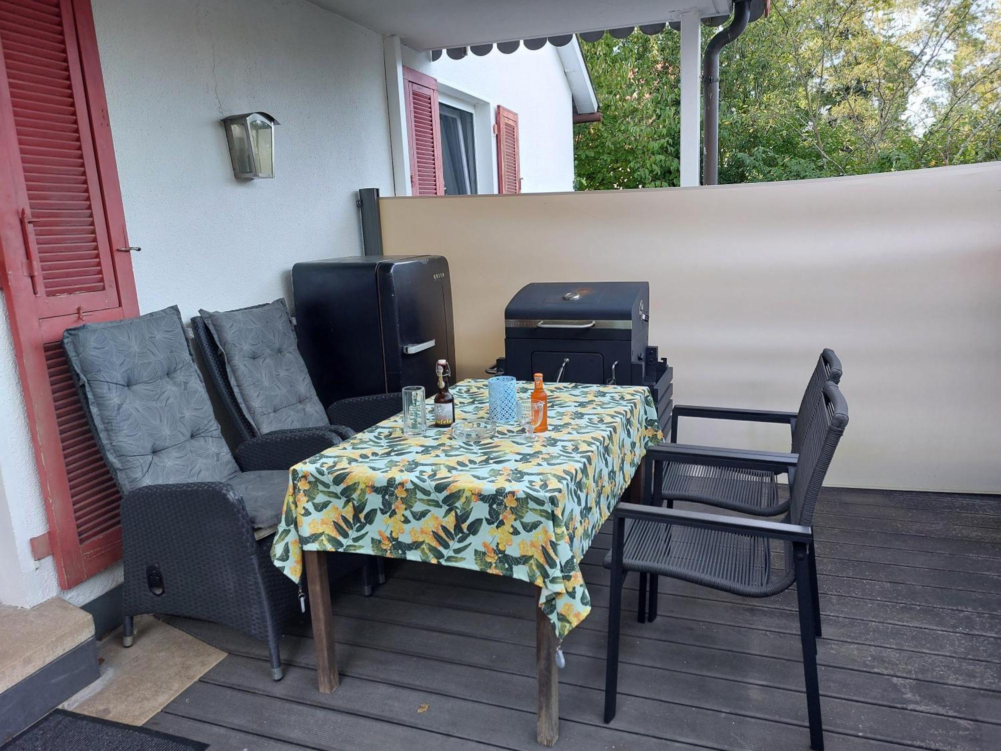 Nagoldtal - Grosse Fewo Mit Terrasse Luaran gambar